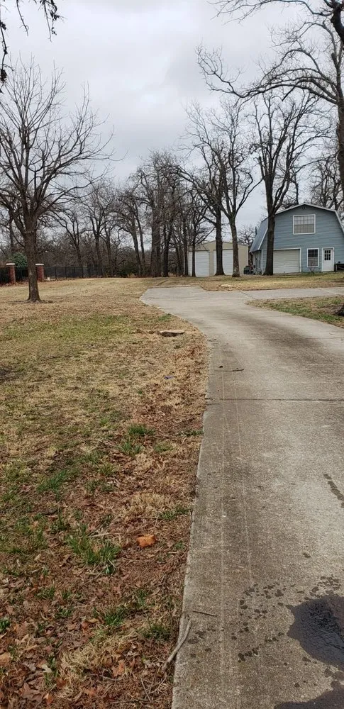 Affordable yard maintenance for beautiful yards across Oklahoma City, OK - Ramos Landscaping & Tree Service