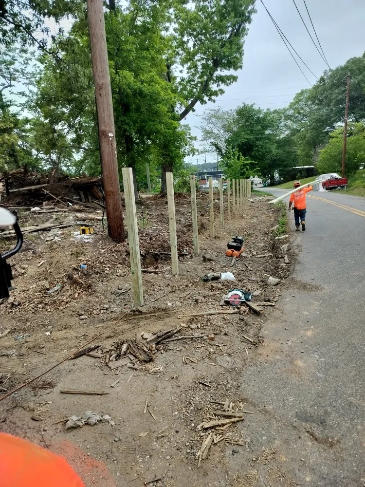 Professional yard cleanup service experts serving Canton, GA - Ramos Landscaping And Retaining Wall