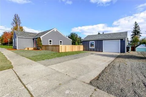 Reliable yard maintenance in Bremerton, WA - Ramos Landscaping