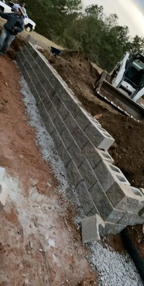 Custom garden landscaping in Carrollton, GA by Ramos Landscaping