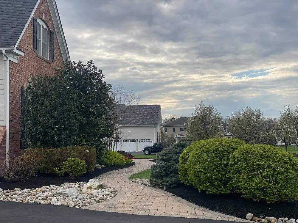 Local outdoor landscaping experts serving Trenton, NJ - Ramos Landscaping Design