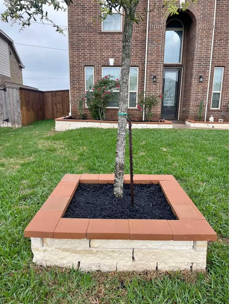 Affordable yard maintenance in Houston, TX - Ramos Landscaping