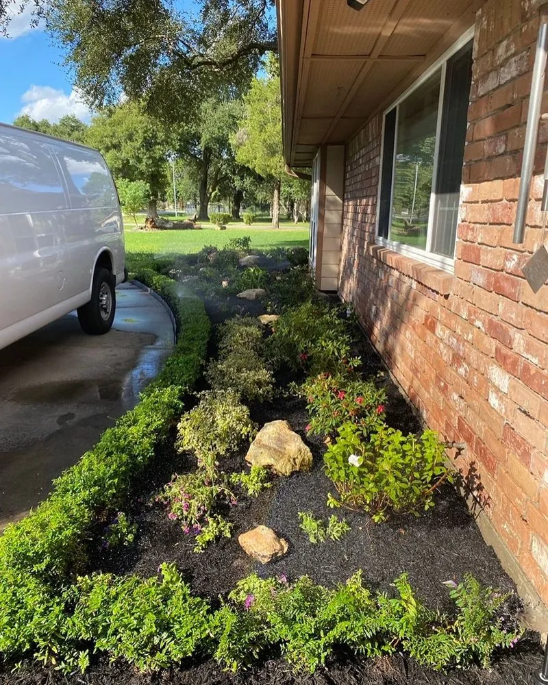 Local outdoor landscaping experts serving Houston, TX - Ramos Landscaping