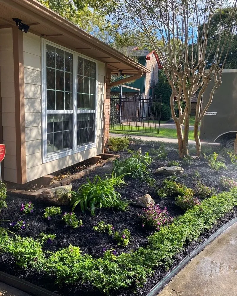 Professional yard maintenance in Houston, TX - Ramos Landscaping