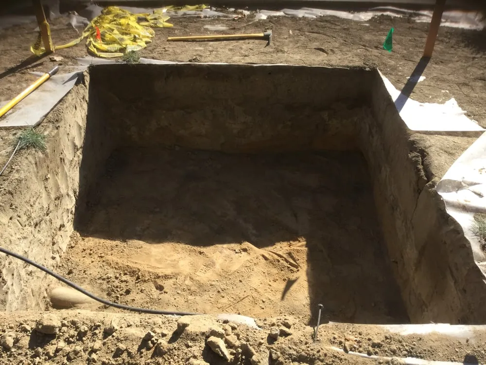 Top-rated yard cleanup service experts serving Los Angeles, CA - Ramos Landscaping