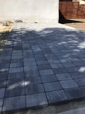 Ramos Landscaping Logo