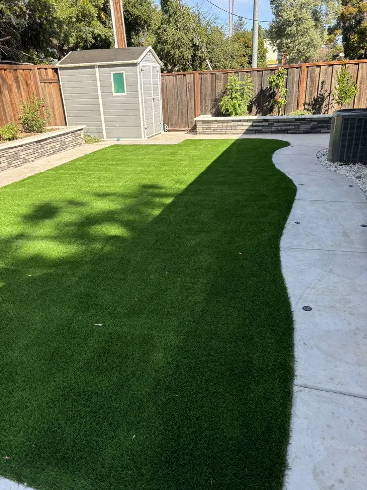 Top-rated lawn care service in Sunnyvale, CA by Ramos Landscaping