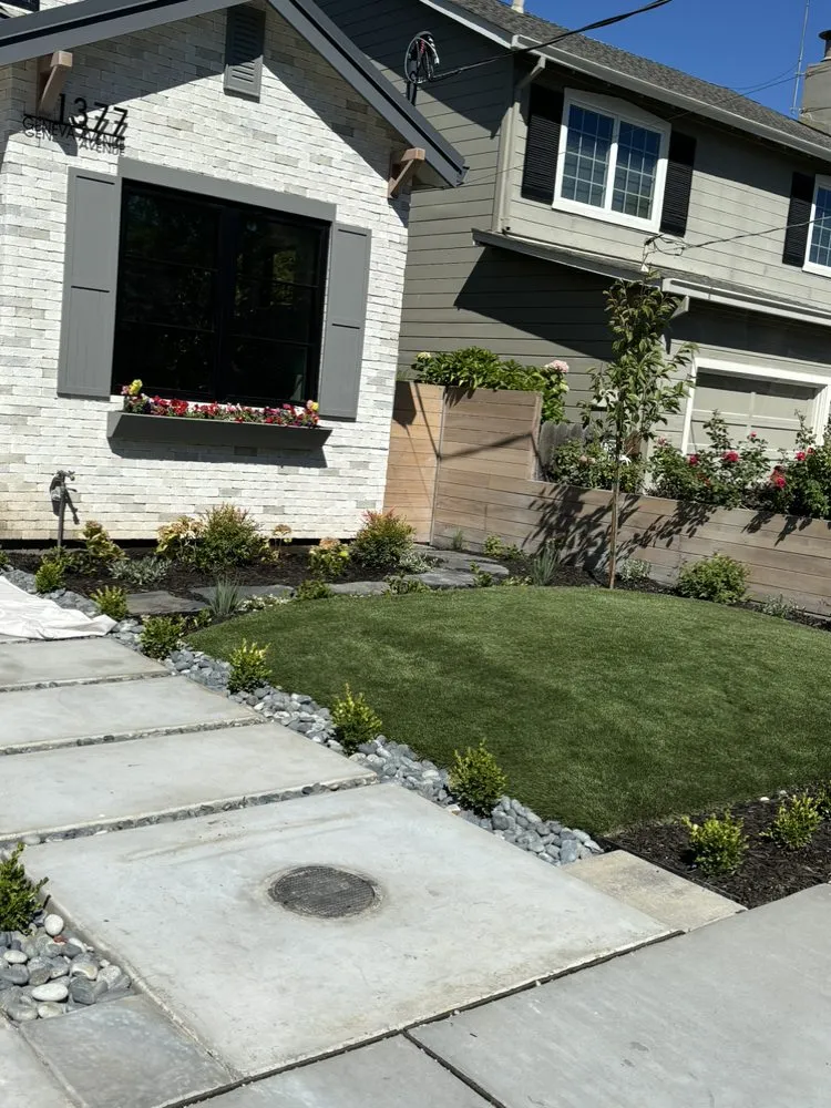 Local lawn care service in Sunnyvale, CA by Ramos Landscaping