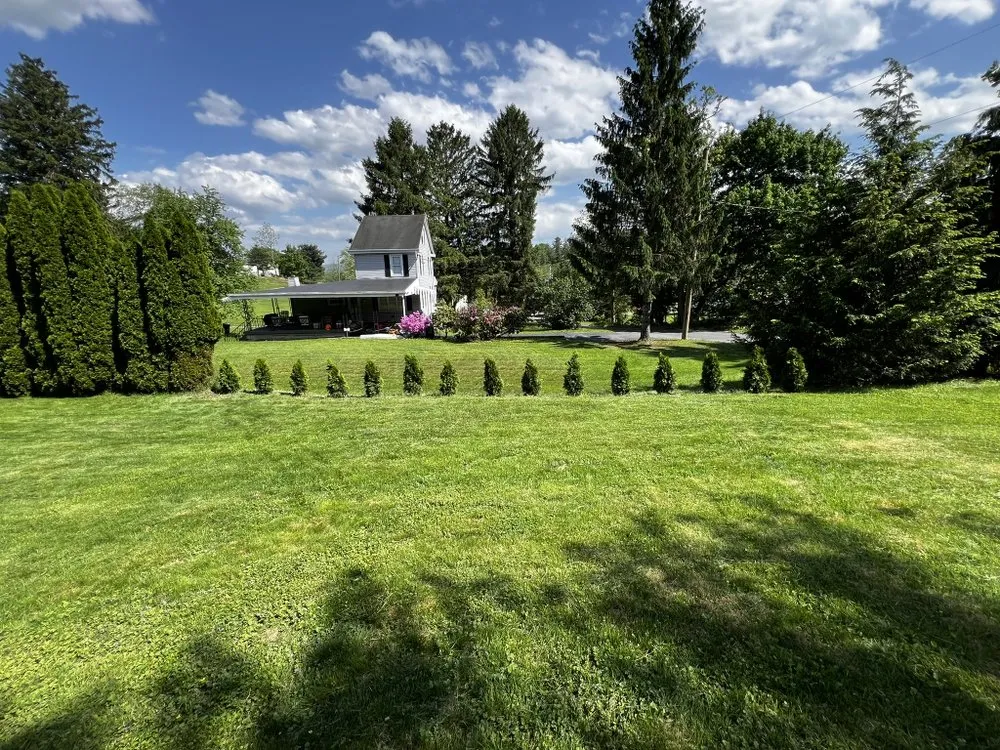 Reliable lawn mowing service in Fleetwood, PA by Ramos Lawn & Landscape