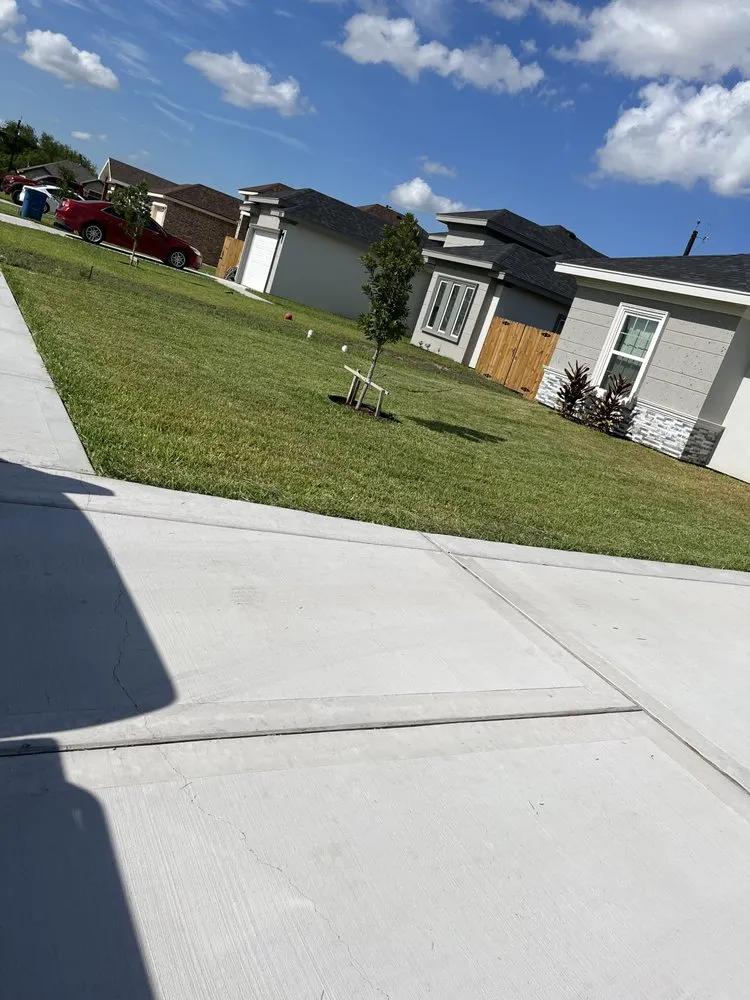 Expert landscaping services for outdoor upgrades across Edinburg, TX - Ramos Lawn Services
