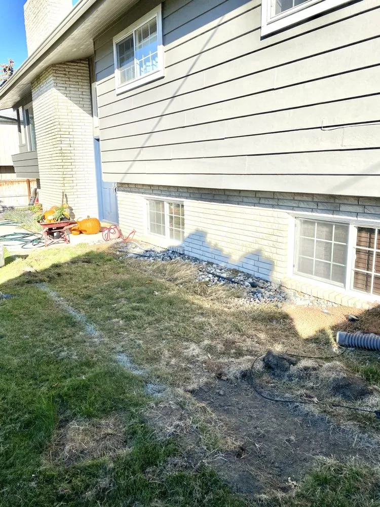 Local lawn care service for homes across Rock Island, WA - Ramos Yard Service’s