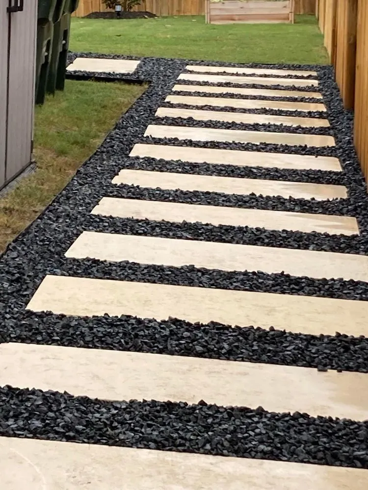 Trusted outdoor landscaping in Austin, TX by Ramírez Landscaping