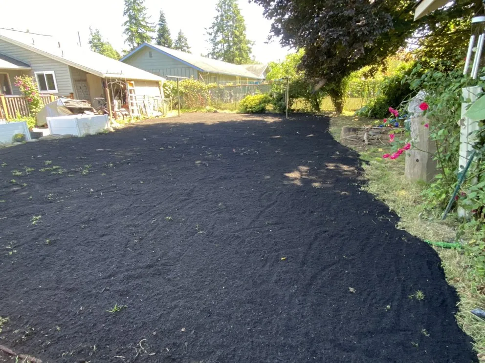 Professional garden landscaping in Shelton, WA by Ramírez Landscaping