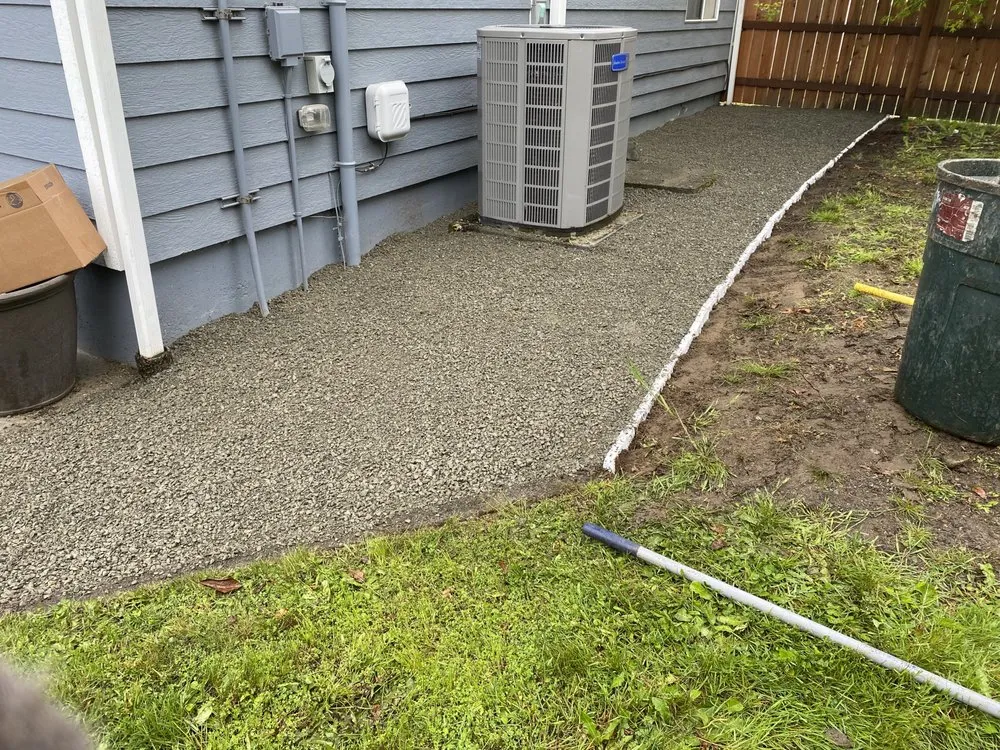 Custom yard maintenance in Shelton, WA by Ramírez Landscaping