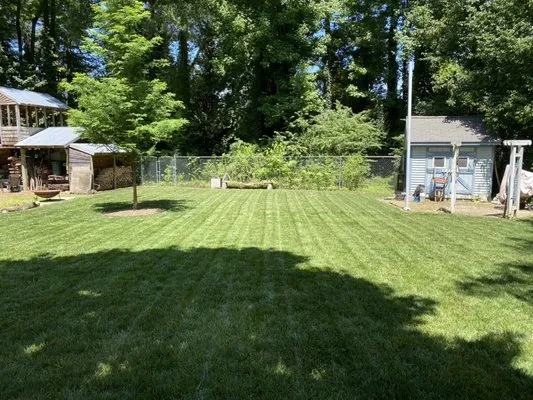 Ramsey’s Lawncare Services Logo