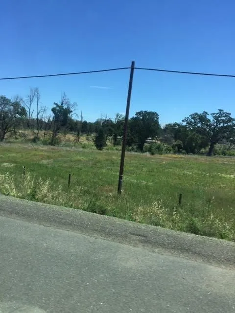 Affordable landscaping services for year-round maintenance across Lower Lake, CA - Ranch Seekers