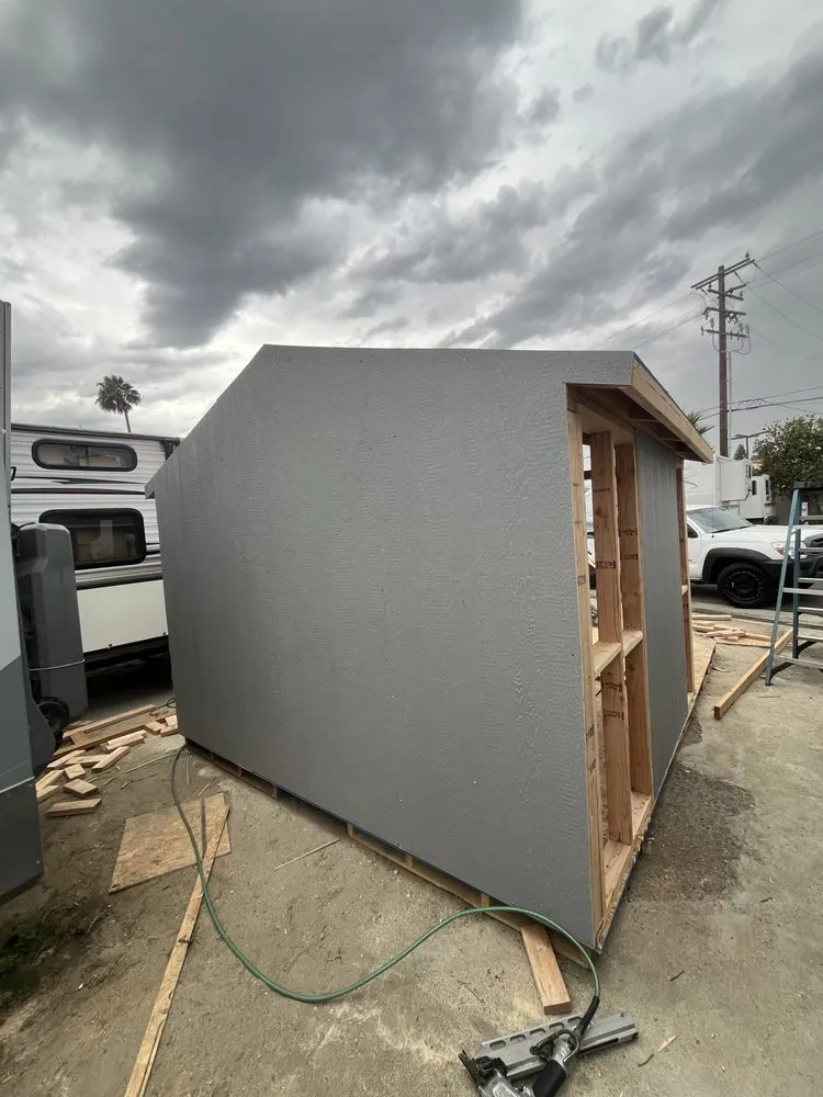 Professional lawn care service for year-round maintenance across Hemet, CA - Rancho Landscaping