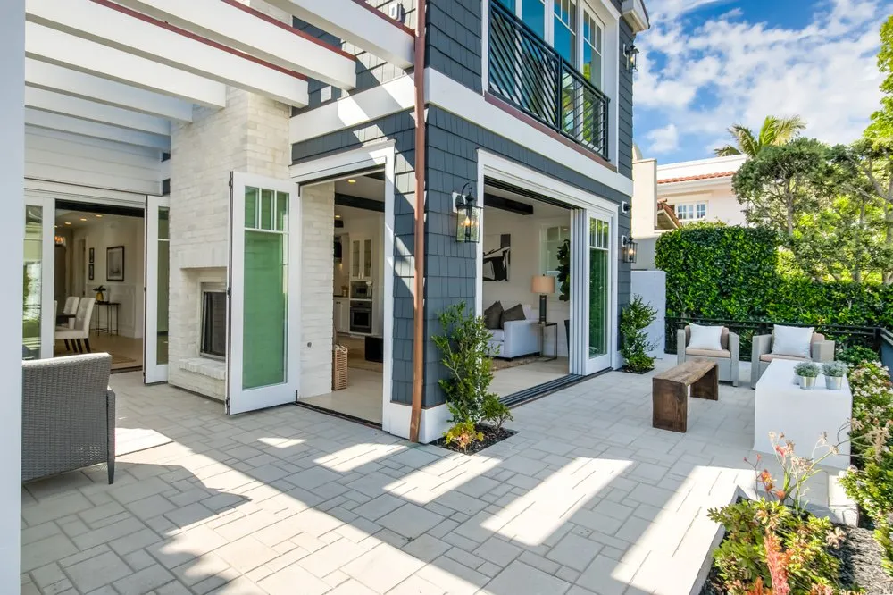 Professional lawn care service with custom design in Irvine, CA by Rancho Proscapes