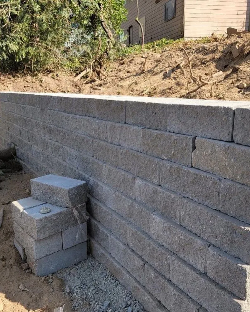 Professional outdoor landscaping in Belfair, WA - Rancho Spring