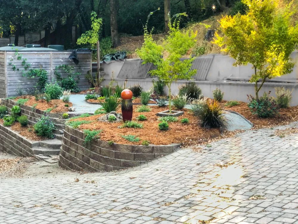 Local landscaping services in Santa Cruz, CA by Randall Ray Designs