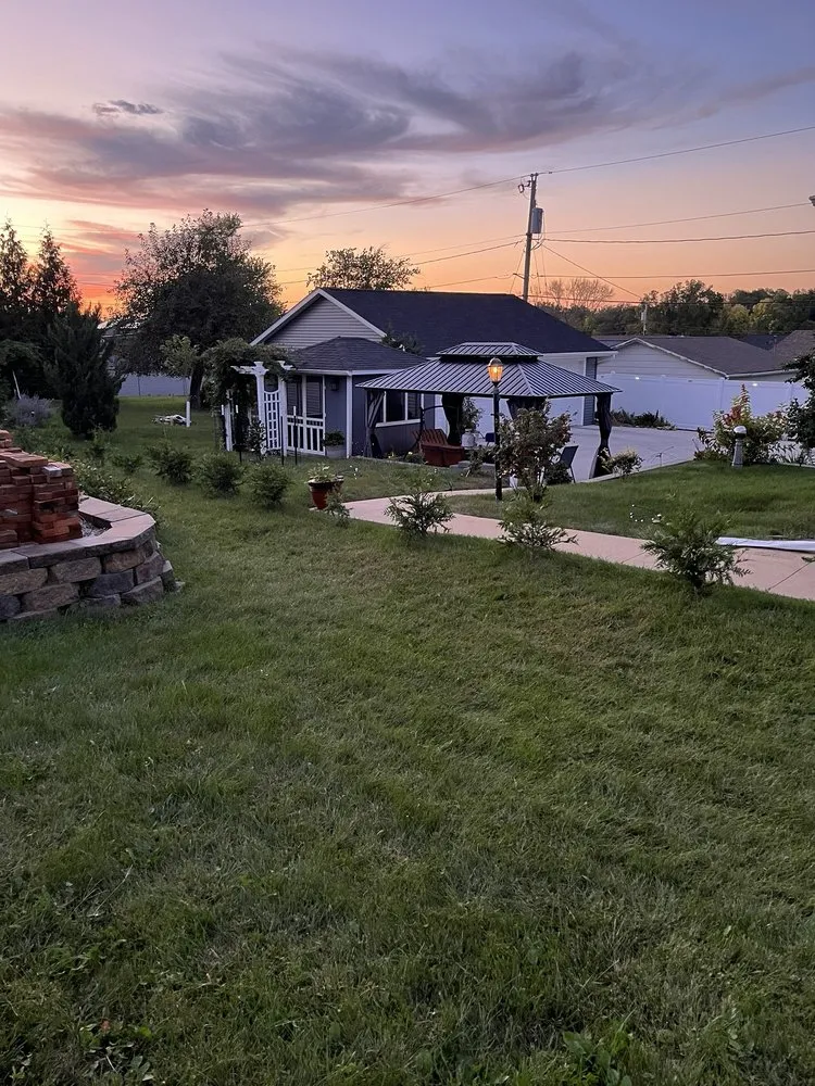 Affordable yard maintenance in Urbana, IA - Randall's Concrete & Land Maintenance