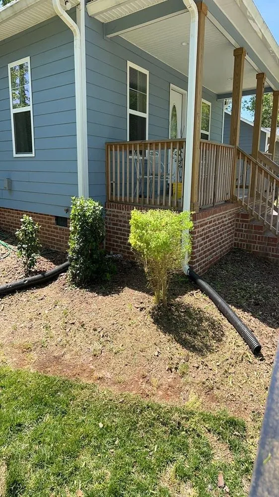 Expert yard maintenance in Siler City, NC by Randall’s Lawncare and More