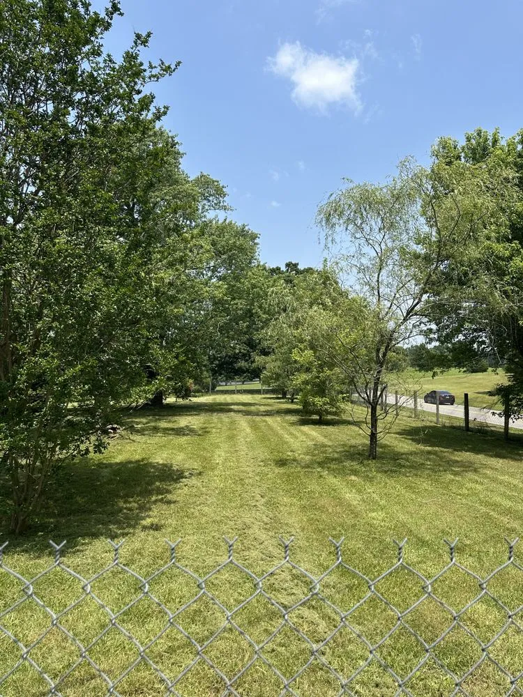 Professional residential landscaping in Martinsville, VA by Randolph's landscaping