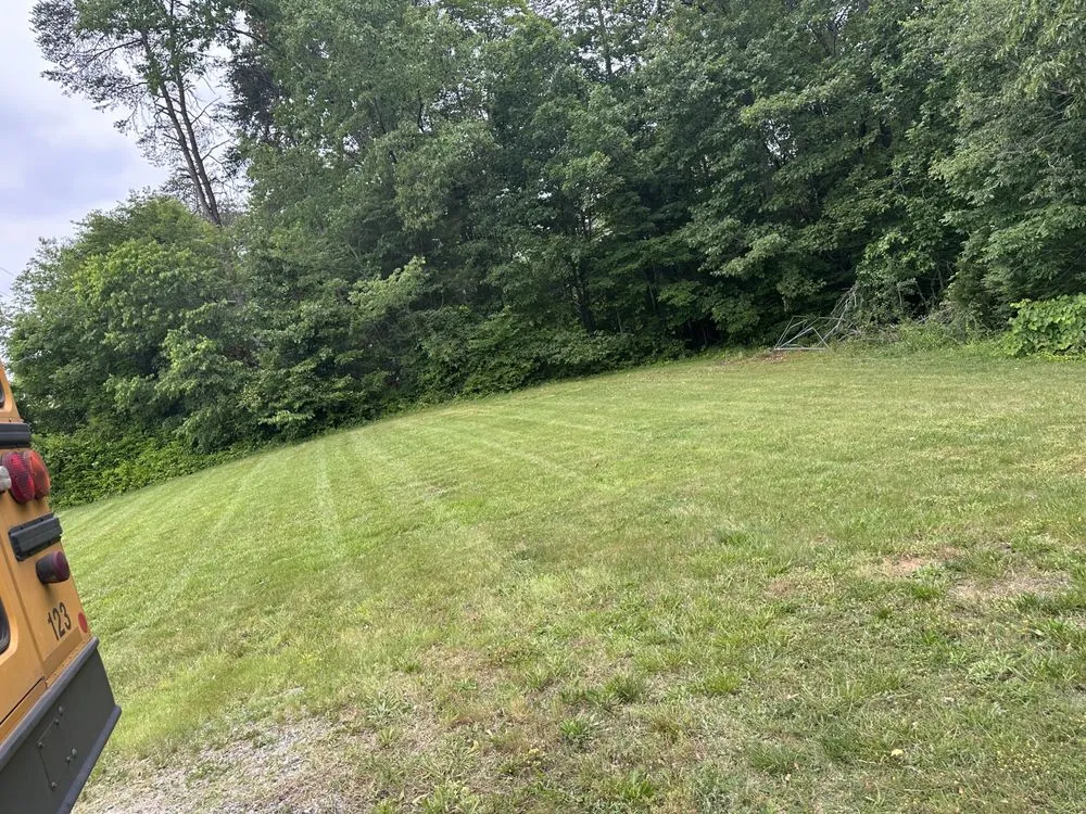 Expert yard maintenance in Martinsville, VA by Randolph's landscaping