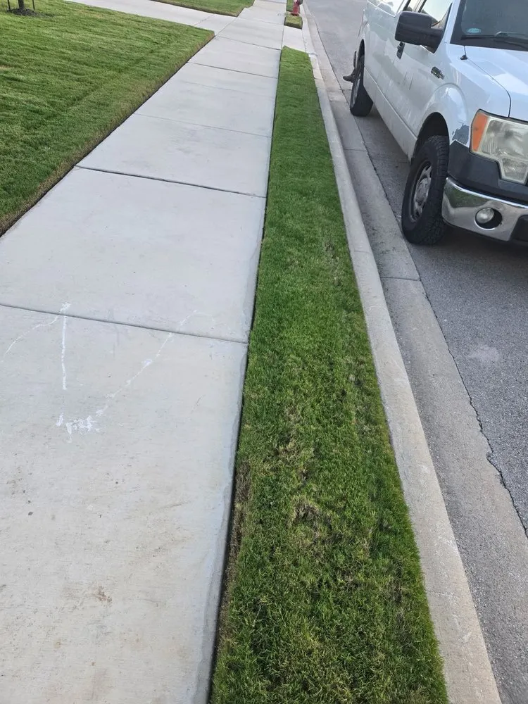 Reliable garden landscaping experts serving Schertz, TX - Randolph's Lawn & Landscape Management Inc.