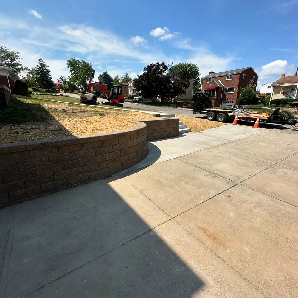 Professional yard maintenance for residential properties across Pittsburgh, PA - RandScapes