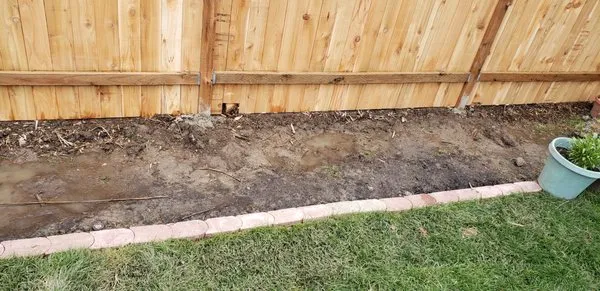 Randy Landscaping Services Logo