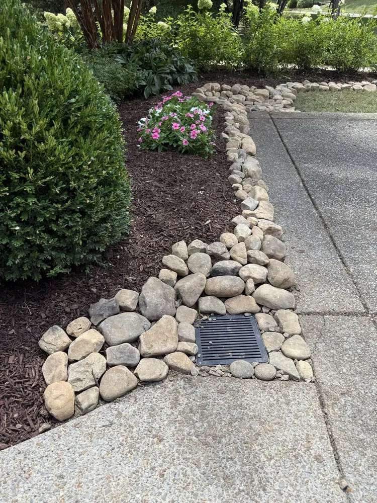 Trusted landscaping services in Nashville, TN by Randy’s Lawn Care