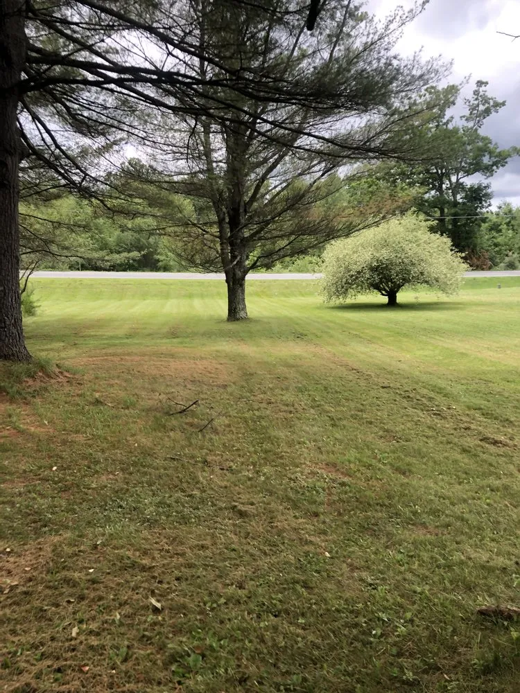 Top-rated garden landscaping in Broadalbin, NY by Randys Mowing Services