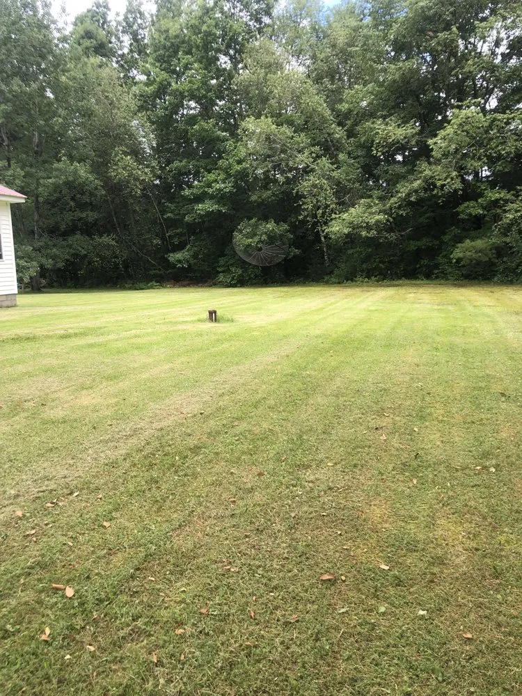 Reliable lawn mowing service in Broadalbin, NY - Randys Mowing Services