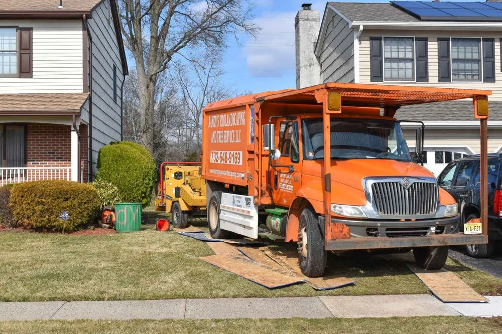 Custom residential landscaping experts serving Piscataway, NJ - Randy's Pro Landscaping & Tree Service