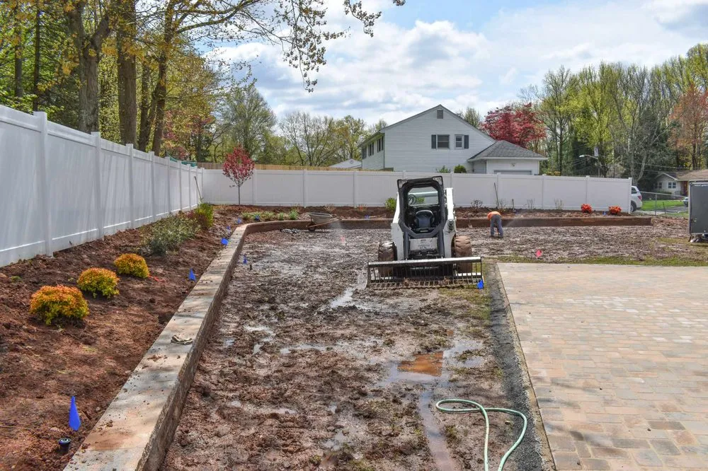 Custom yard maintenance in Piscataway, NJ by Randy's Pro Landscaping & Tree Service