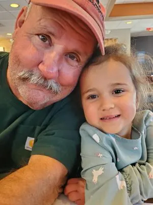 Randy's services Logo