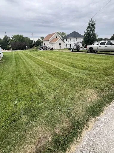 Custom garden landscaping experts serving Washington, IA - Rangel Lawn Care