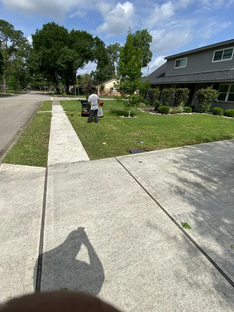 Professional landscaping services for year-round maintenance across Houston, TX - Rangel Southwest Creations Lawn Care