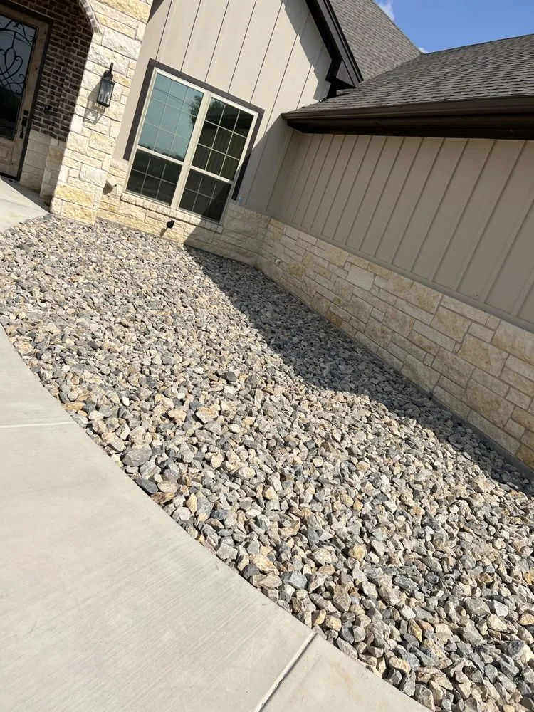 Professional lawn mowing service in Godley, TX - Rangel’s Landscaping And Welding