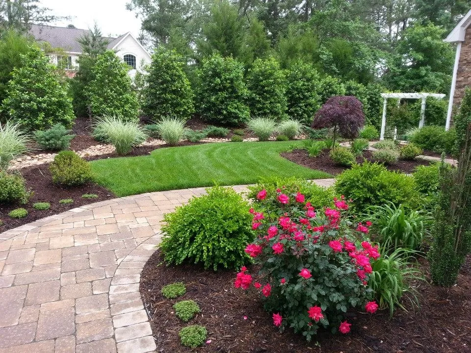 Reliable residential landscaping in Weems, VA - Ransone's Nursery & Maintenance