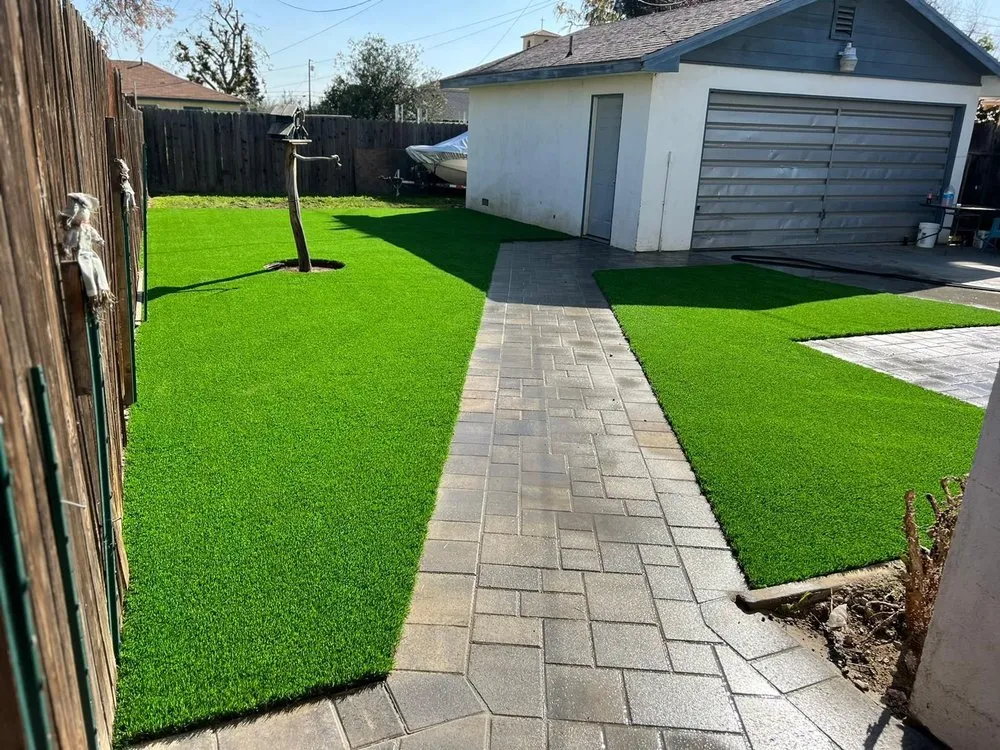 Top-rated yard cleanup service experts serving Valley Village, CA - Raphael Remodeling