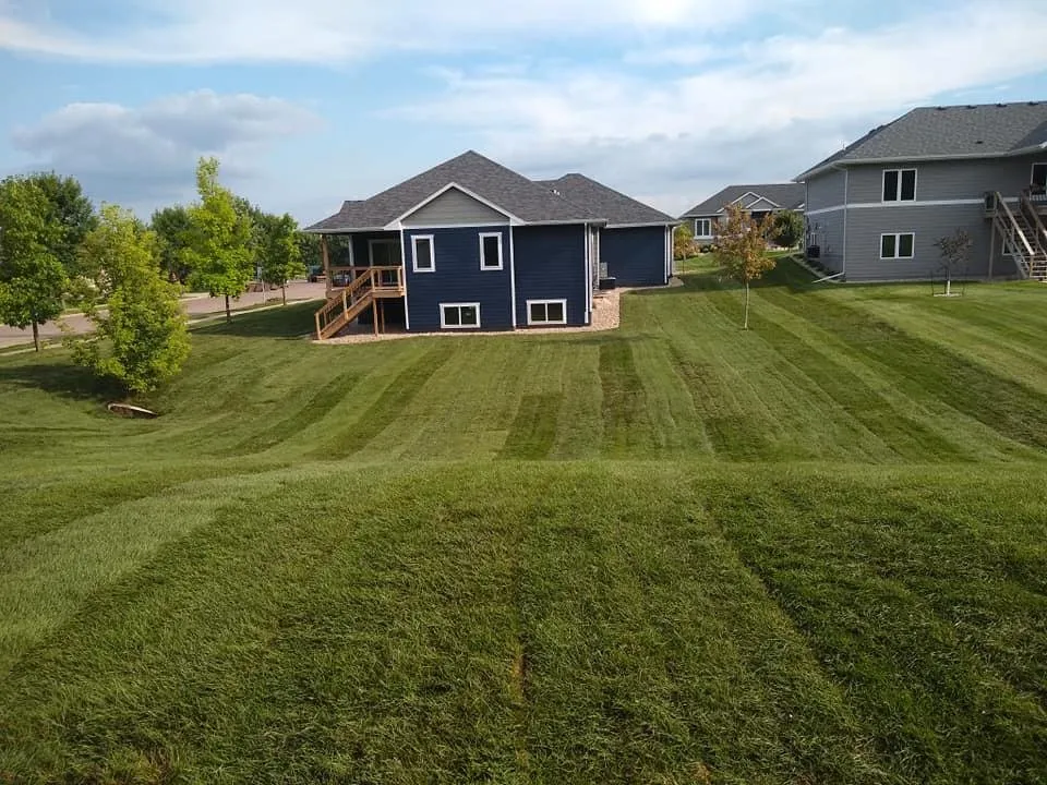 Professional yard maintenance in Wakonda, SD by Rapid Creek Sod