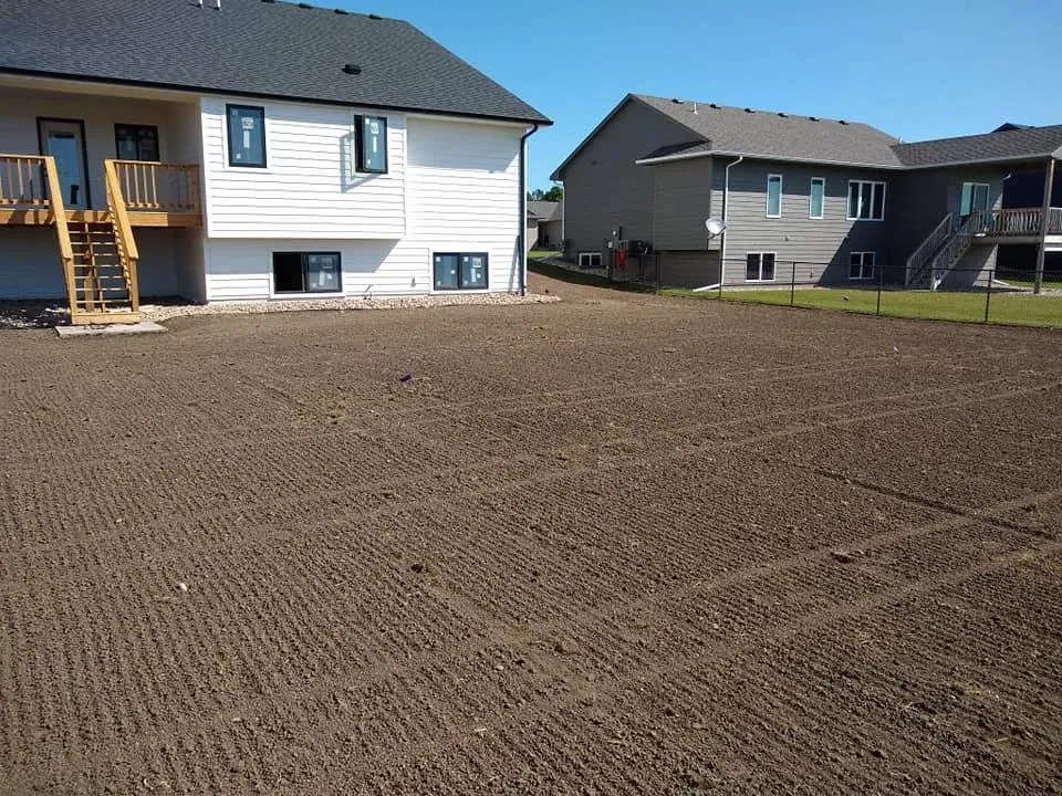 Reliable lawn mowing service in Wakonda, SD by Rapid Creek Sod