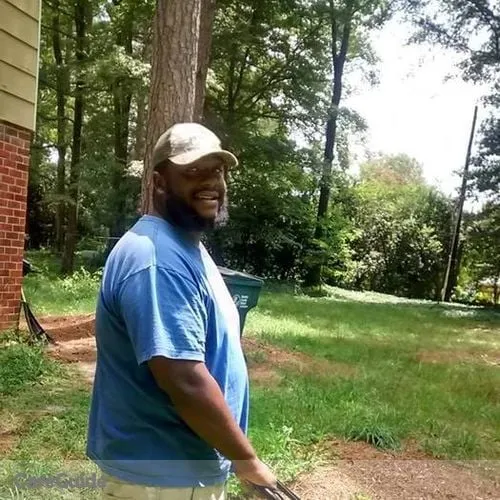 Expert garden landscaping for beautiful yards in Richmond, VA by Rapid Cutters Lawn Service