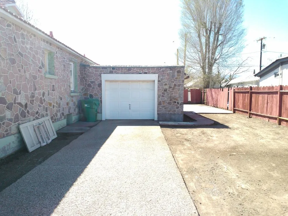 Top-rated yard cleanup service near you across Sparks, NV - Rapid Landscape Removal