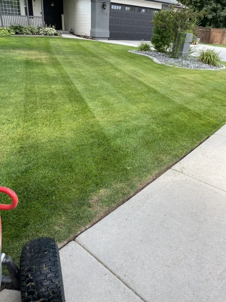 Local landscaping services experts serving Nampa, ID - Raptor Landscaping