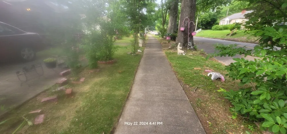 Custom outdoor landscaping in Birmingham, AL by Rashad MGM Enterprise