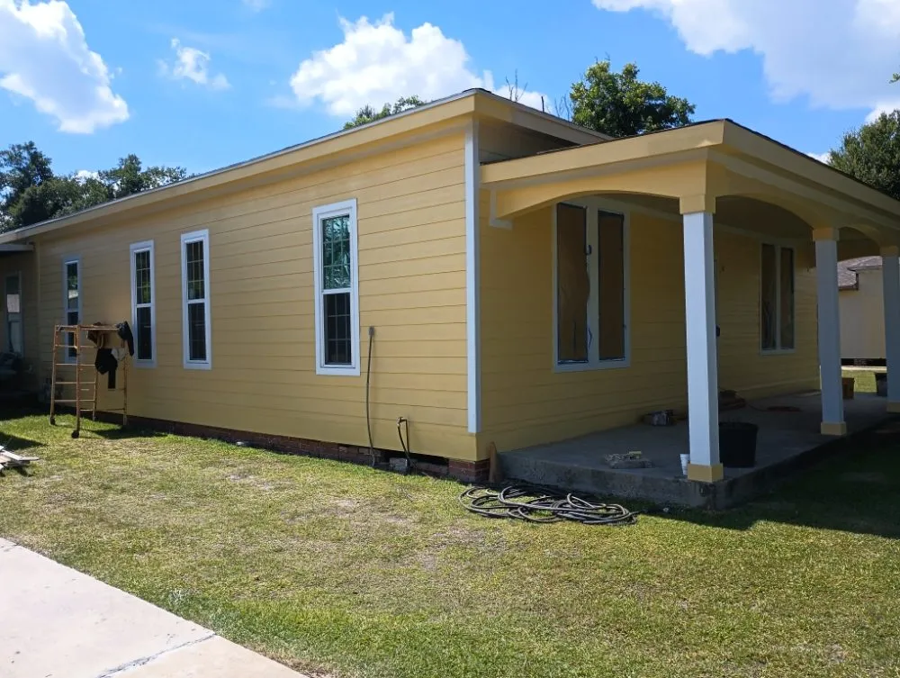 Reliable lawn care service in Lake Charles, LA by Rasta”s Renovations