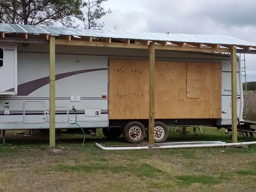 Reliable outdoor landscaping for residential properties in Lake Charles, LA by Rasta”s Renovations